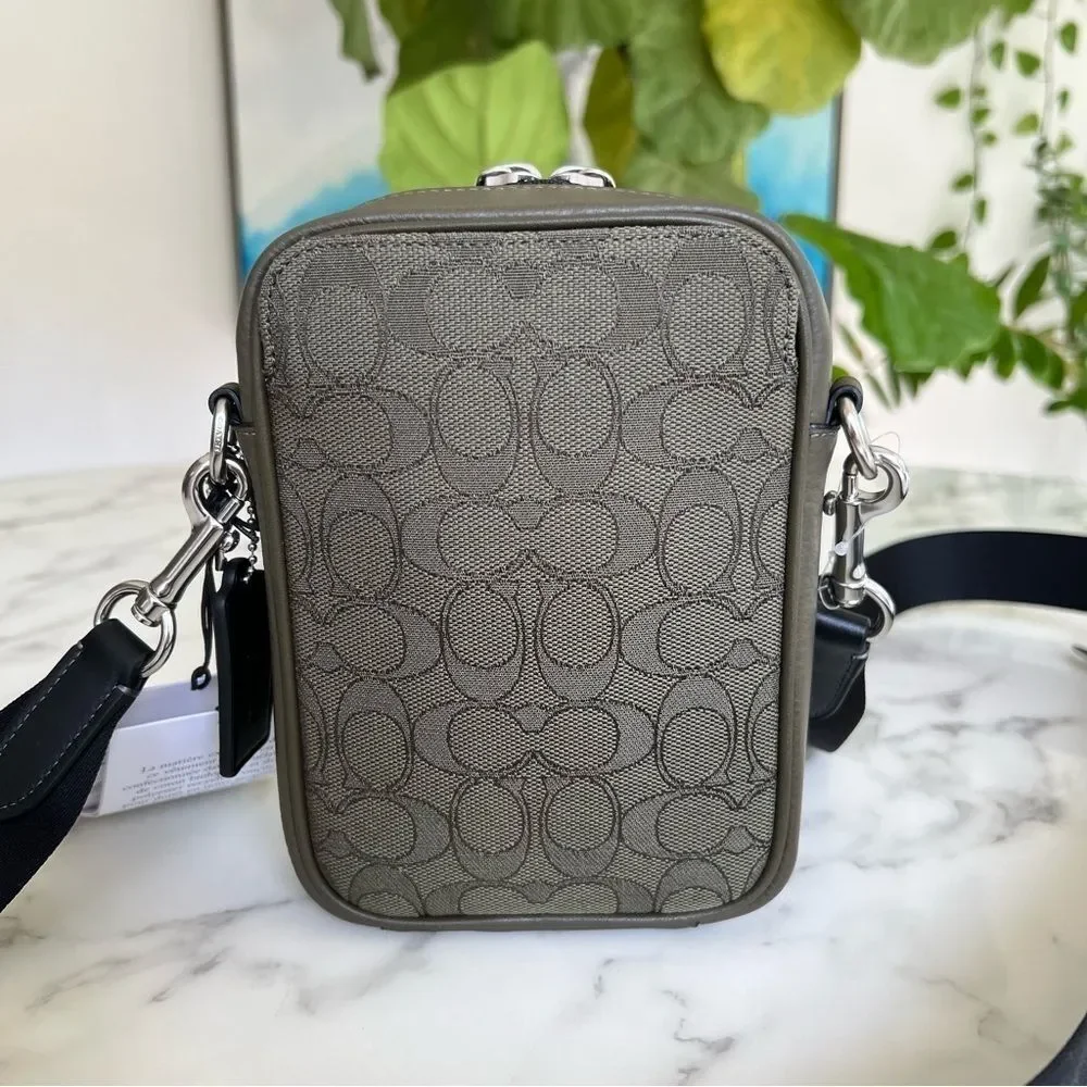 NWT Coach Stanton Crossbody Bag in Signature Jacquard Olive Drab Utility Green
